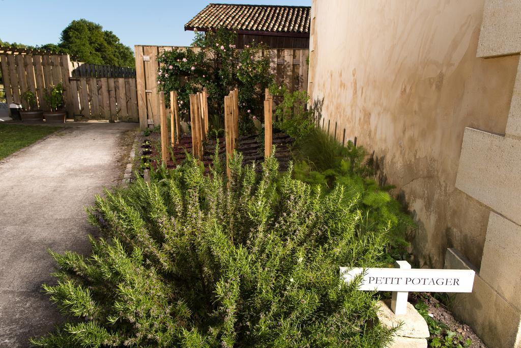 ホテルLes Cinq Sens Du Chateau Mayne Lalande Castelnau-de-Médoc エクステリア 写真