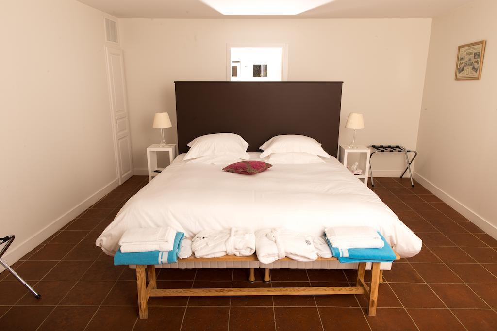 ホテルLes Cinq Sens Du Chateau Mayne Lalande Castelnau-de-Médoc 部屋 写真
