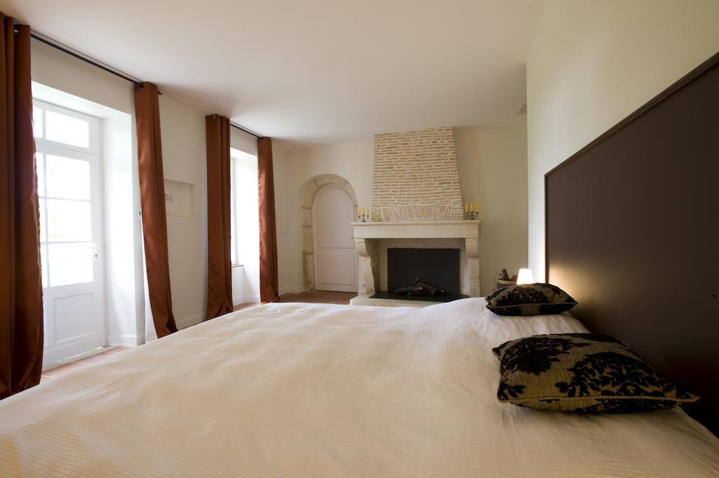 ホテルLes Cinq Sens Du Chateau Mayne Lalande Castelnau-de-Médoc 部屋 写真